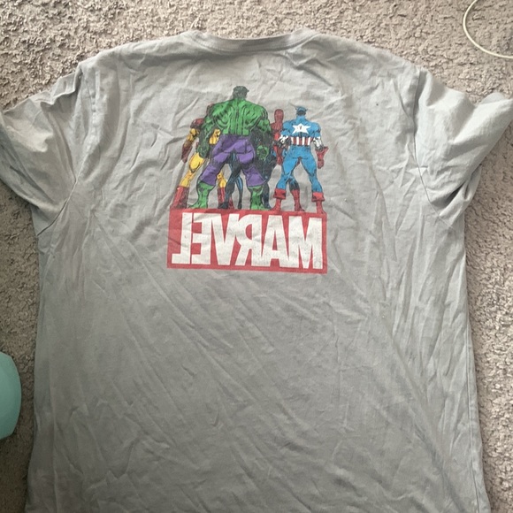 Old Navy graphic tee unisex size large - Picture 2 of 2